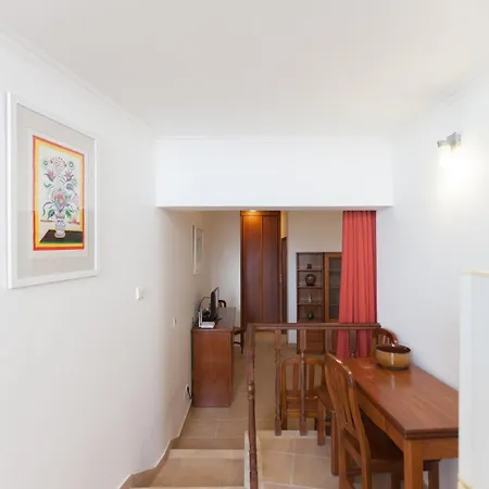 Flh Minimalist Apartment *